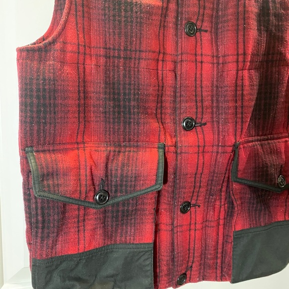 Eddie Bauer Yukon Buffalo Plaid Down Vest - Picture 4 of 14